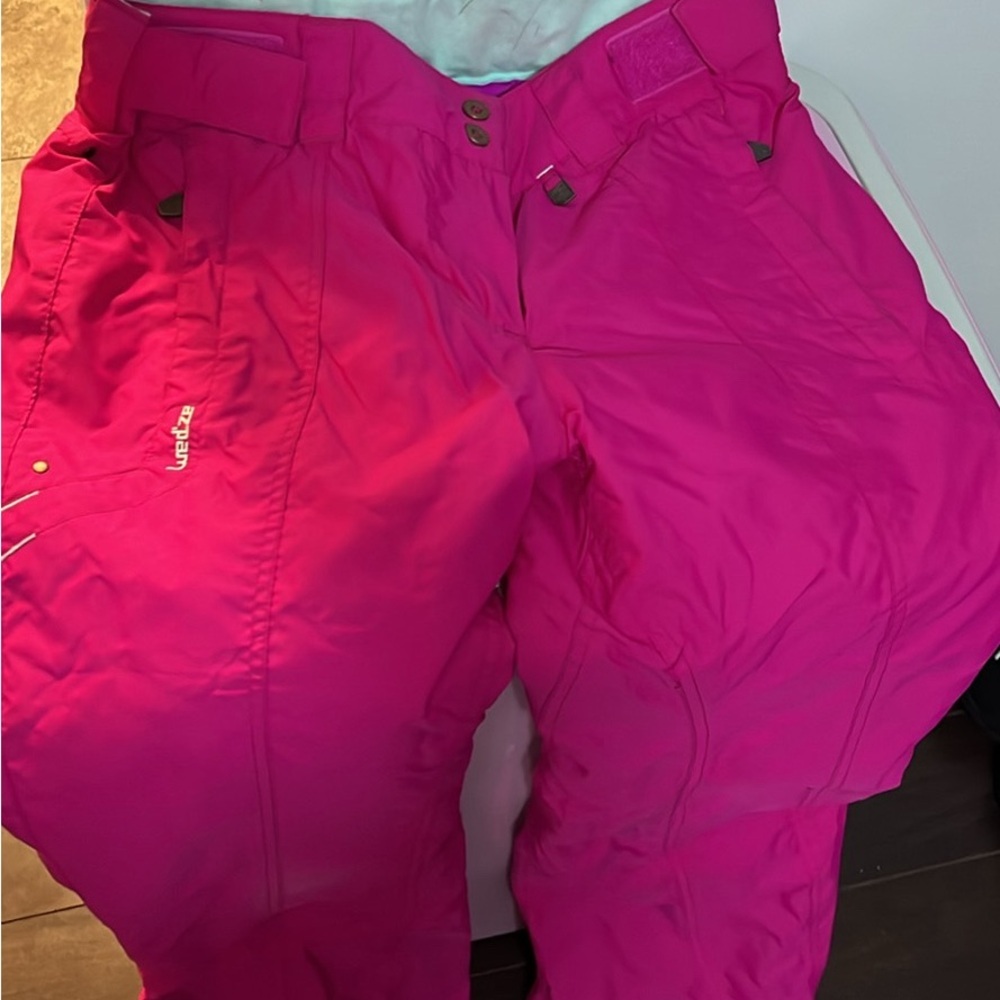 Pink snow pants small